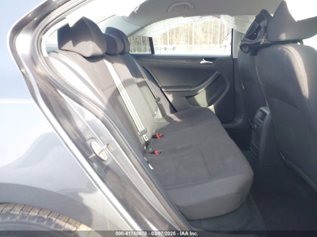 3VW2K7AJ1FM417651 Volkswagen Jetta 2.0l S