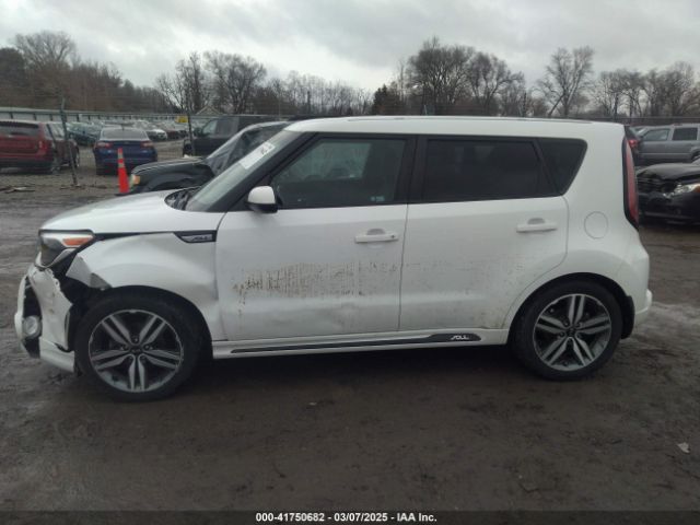 KNDJP3A55G7352360 KIA SOUL +