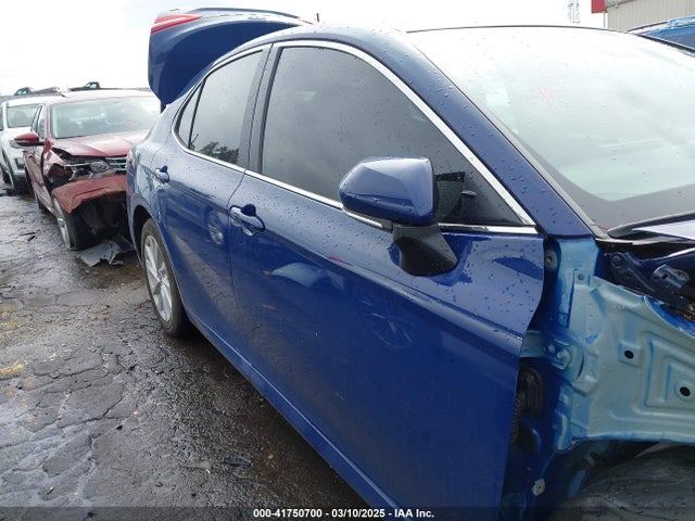 Toyota CAMRY LE 2024 4T1C11AK5RU228948 Image 13