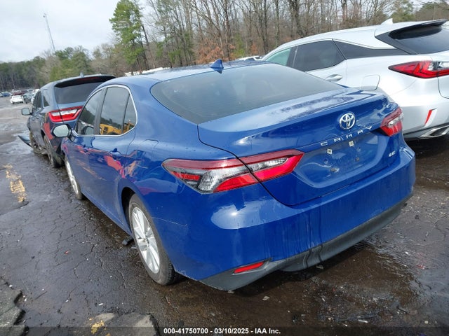 Toyota CAMRY LE 2024 4T1C11AK5RU228948 Image 3