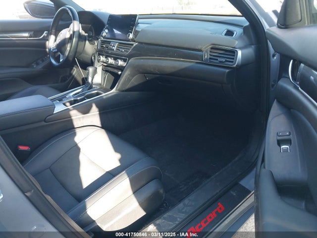 1HGCV1F33NA005850 Honda Accord Sport