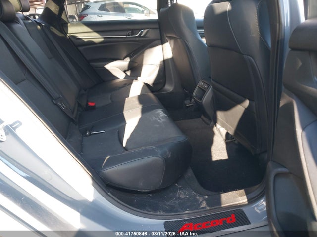 1HGCV1F33NA005850 Honda Accord Sport