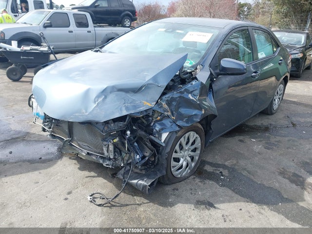 2T1BURHE4KC173952 Toyota COROLLA LE