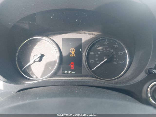 JA4AZ3A3XEZ012593 Mitsubishi Outlander Se