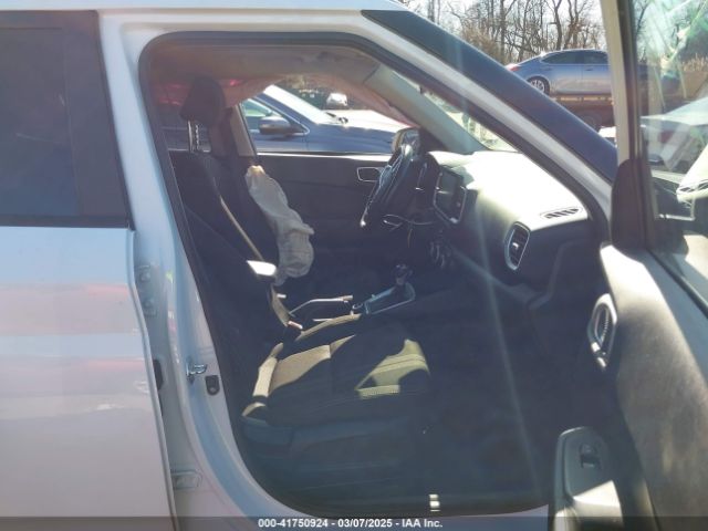 KMHRC8A34NU133202 Hyundai Venue Sel