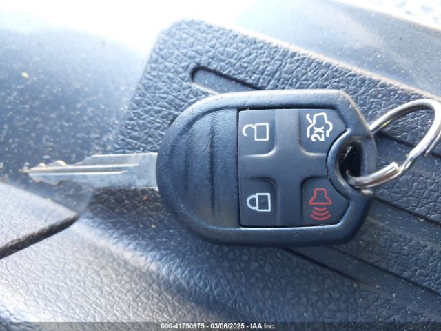 1ZVBP8EM2E5292790 Ford Mustang V6