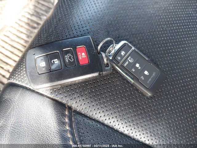 Toyota Highlander Limited 2018 5TDDZRFH2JS806753 Image 11