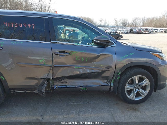 Toyota Highlander Limited 2018 5TDDZRFH2JS806753 Image 6