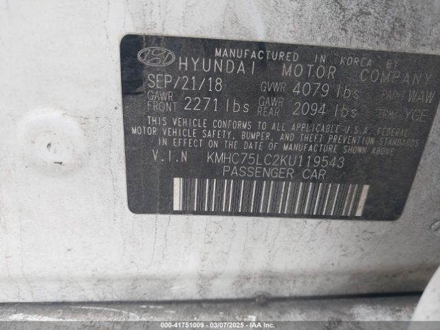 2019 HYUNDAI IONIQ HYBRID KMHC75LC2KU119543 Photo 8