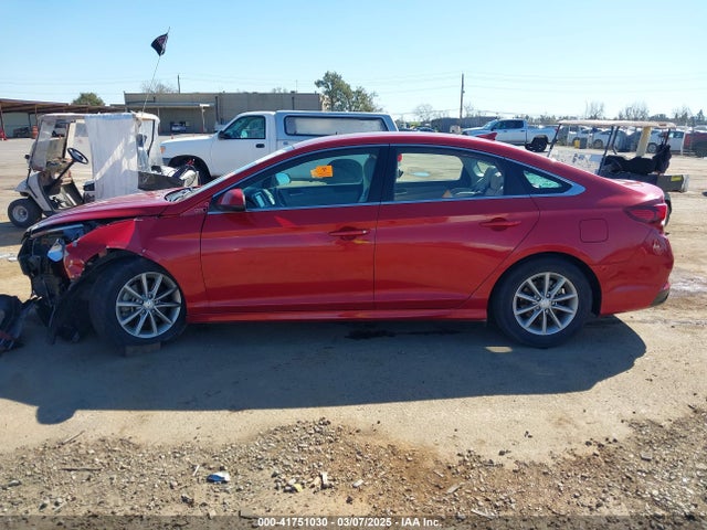 5NPE24AF3JH607489 Hyundai SONATA SE