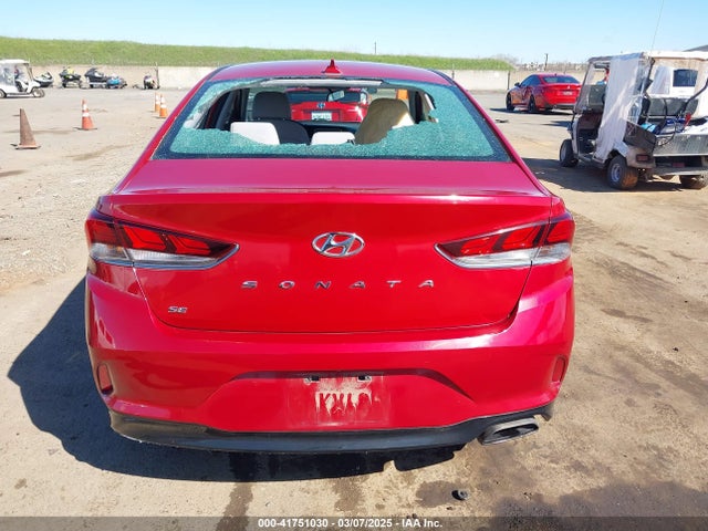 5NPE24AF3JH607489 Hyundai SONATA SE