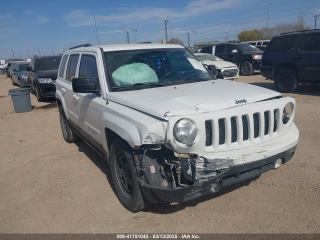 1C4NJPBBXFD389578 Jeep Patriot Sport
