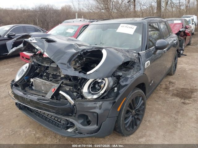 2018 MINI CLUBMAN WMWLU5C50J2G02800 Photo 1