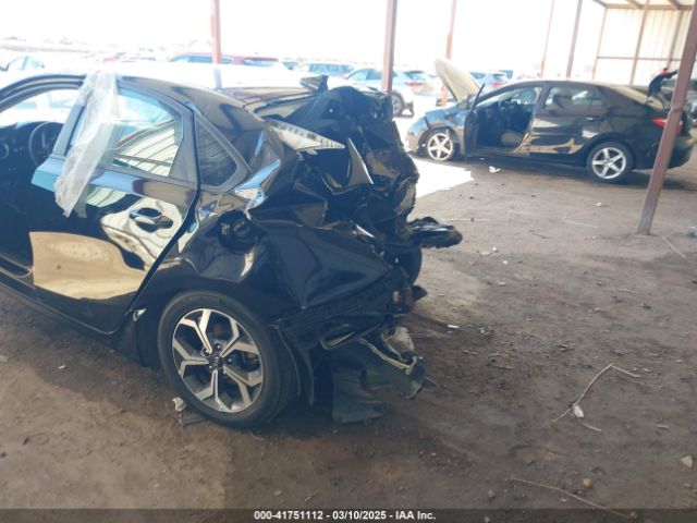 3KPF24AD6ME336620 KIA Forte Lxs