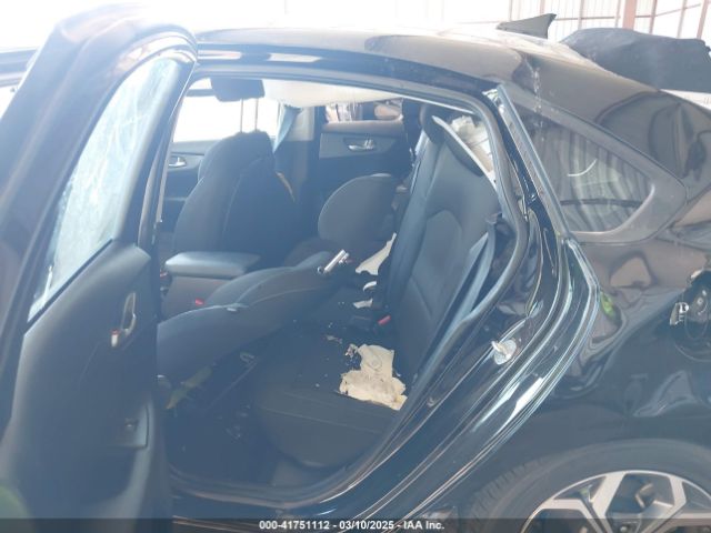 3KPF24AD6ME336620 KIA Forte Lxs