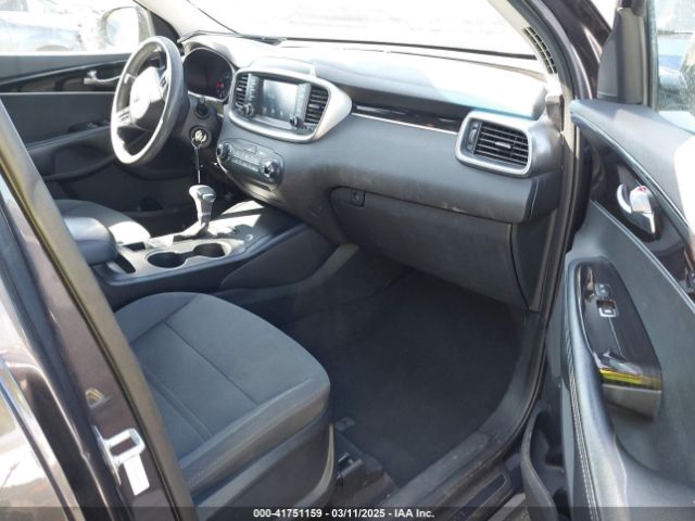 5XYPG4A31KG547303 KIA Sorento 2.4l Lx