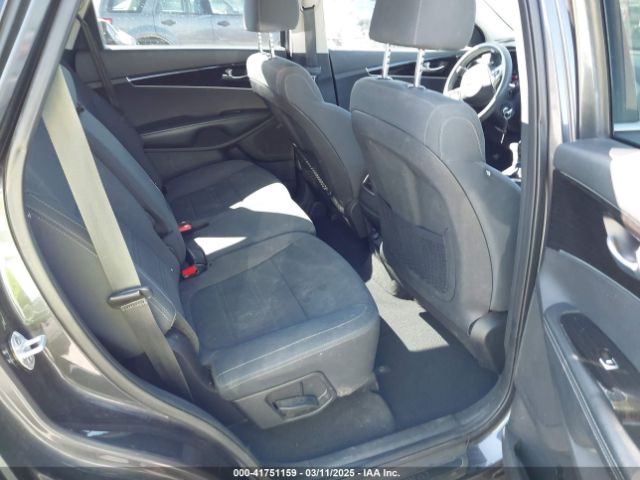 5XYPG4A31KG547303 KIA Sorento 2.4l Lx