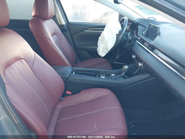 JM1GL1WY9M1619981 Mazda Mazda6 Carbon Edition
