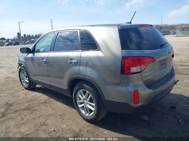 5XYKT3A66FG618625 KIA SORENTO LX