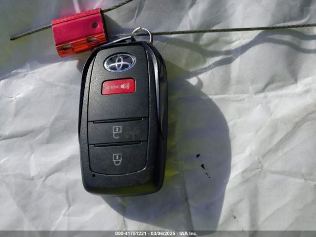 JTDACAAU9R3048627 Toyota PRIUS XLE