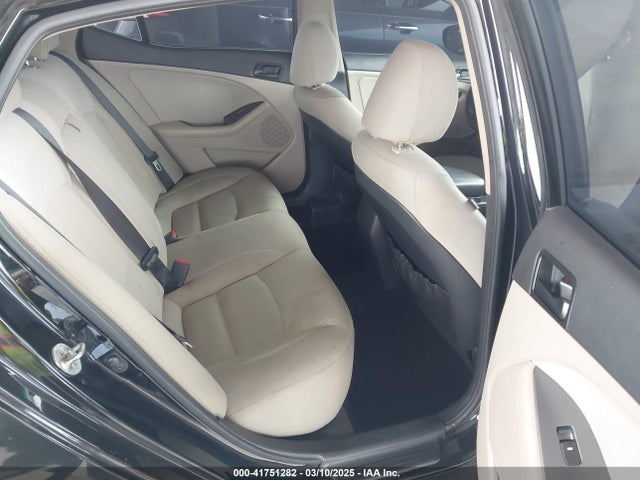 KIA Optima Lx 2014 5XXGM4A77EG282374 Image 8