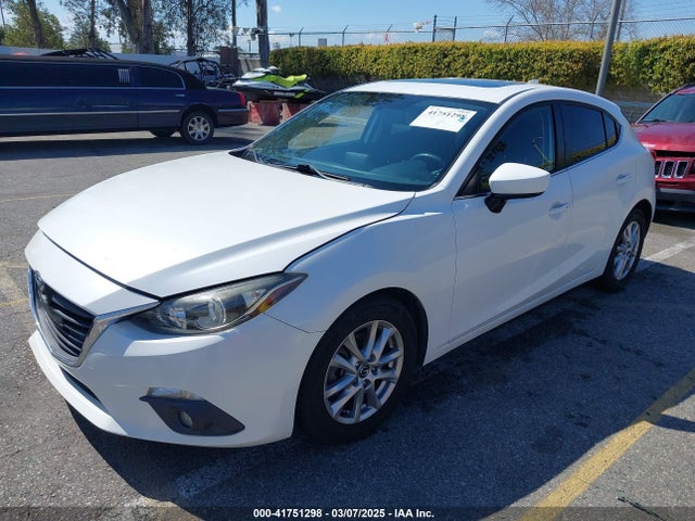 Mazda Mazda3 I Touring 2016 JM1BM1M76G1346083 Image 2