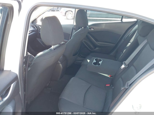 Mazda Mazda3 I Touring 2016 JM1BM1M76G1346083 Image 8