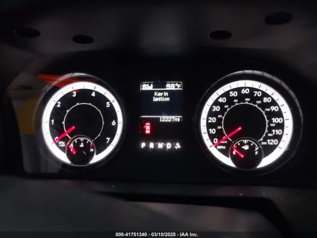 1C6RR7GG9NS226811 RAM 1500 Classic Warlock  4x4 6'4 Box