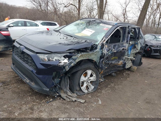 2T3P1RFV7KW054266 Toyota Rav4 Xle