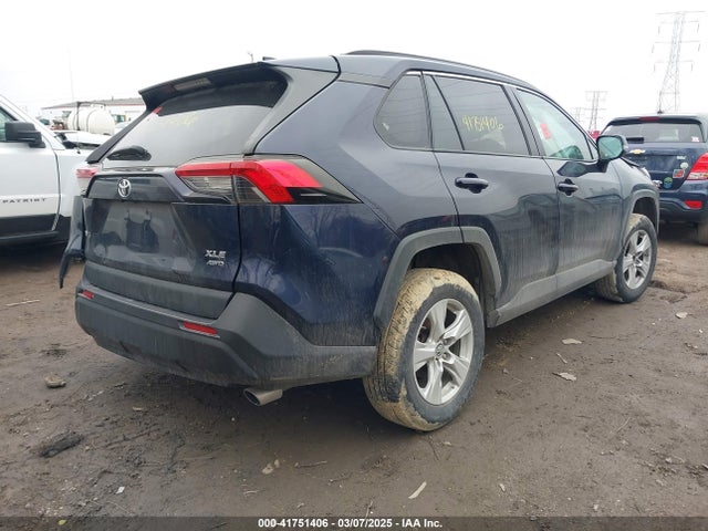 2T3P1RFV7KW054266 Toyota Rav4 Xle