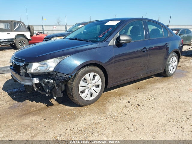 1G1PA5SH0F7226995 Chevrolet Cruze Ls Auto