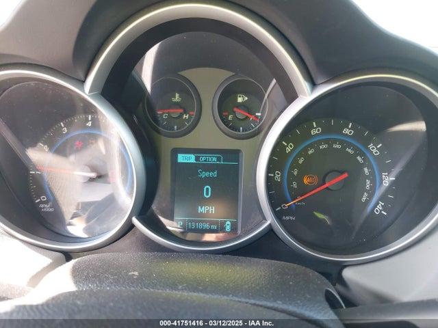 1G1PA5SH0F7226995 Chevrolet Cruze Ls Auto