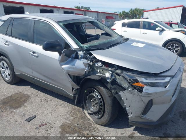 2T3H1RFVXRC300842 Toyota RAV4 LE