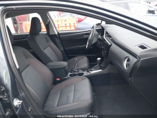 2018 TOYOTA COROLLA 2T1BURHE6JC985753 Photo 4