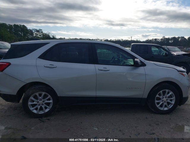 3GNAXHEV6KL166023 Chevrolet EQUINOX LS