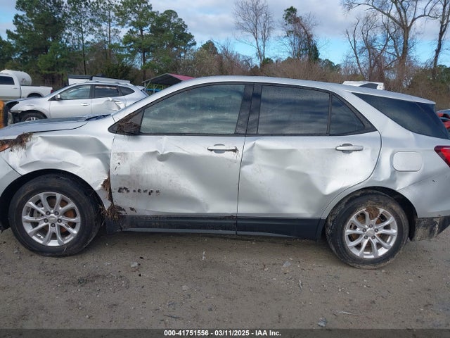 3GNAXHEV6KL166023 Chevrolet EQUINOX LS