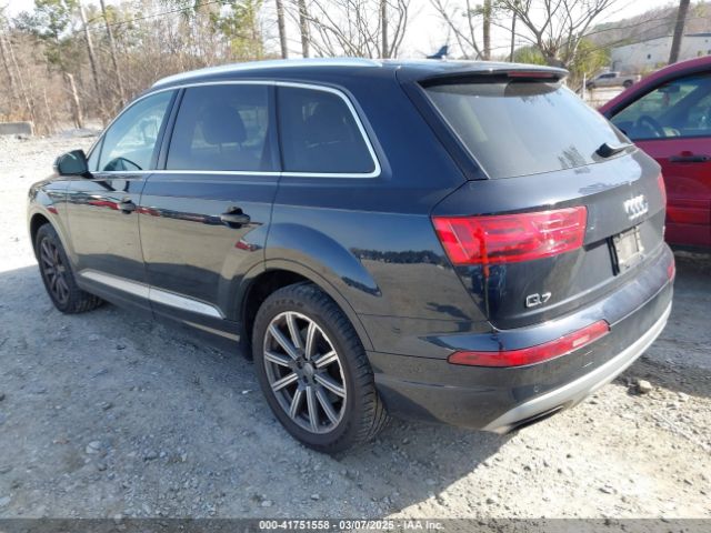 WA1VAAF75HD011877 Audi Q7 3.0t Premium