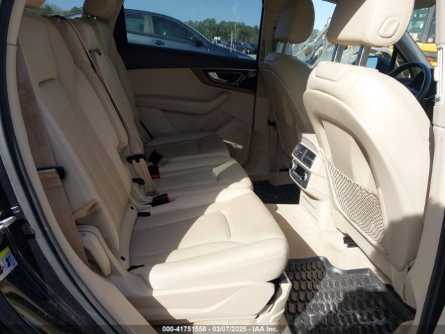 WA1VAAF75HD011877 Audi Q7 3.0t Premium