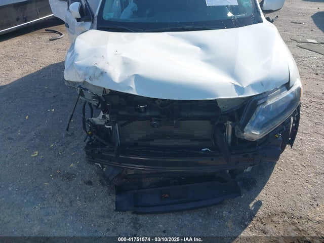JN8AT2MTXGW026855 Nissan ROGUE S