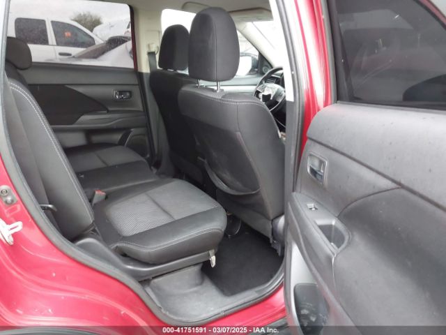 JA4AD3A3XHZ055205 Mitsubishi Outlander Se/sel