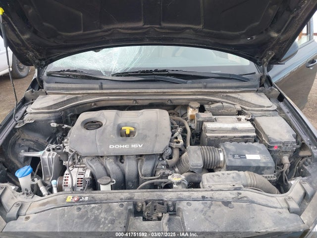 5NPD84LF4JH377890 Hyundai ELANTRA SEL