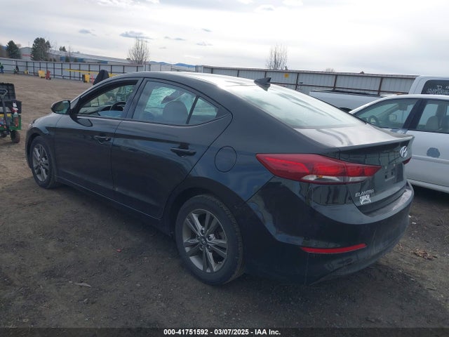 5NPD84LF4JH377890 Hyundai ELANTRA SEL