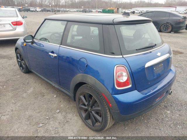 2013 MINI HARDTOP WMWSU3C54DT375008 Photo 2