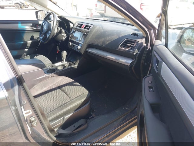 4S4BSACC8H3210768 Subaru Outback 2.5i Premium