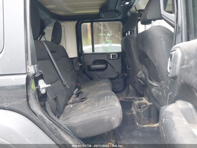 1C4HJXDN8JW197366 Jeep Wrangler Unlimited Sport S 4x4