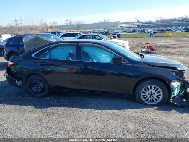 4T1BD1FK5FU170038 Toyota Camry Hybrid Le