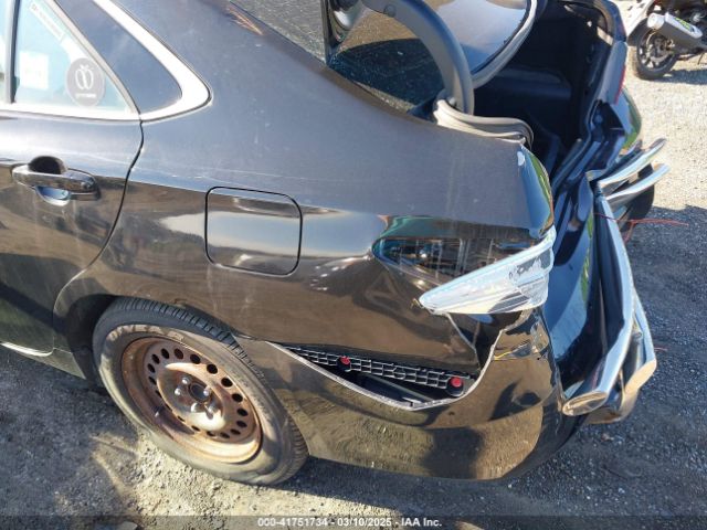 4T1BD1FK5FU170038 Toyota Camry Hybrid Le