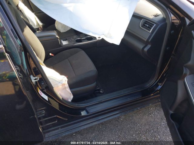 4T1BD1FK5FU170038 Toyota Camry Hybrid Le