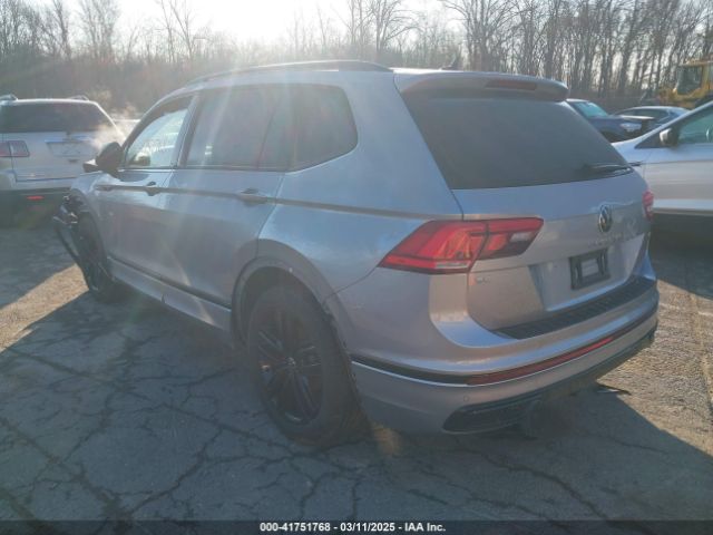 3VV8B7AXXNM156120 Volkswagen Tiguan 2.0t Se R-line Black