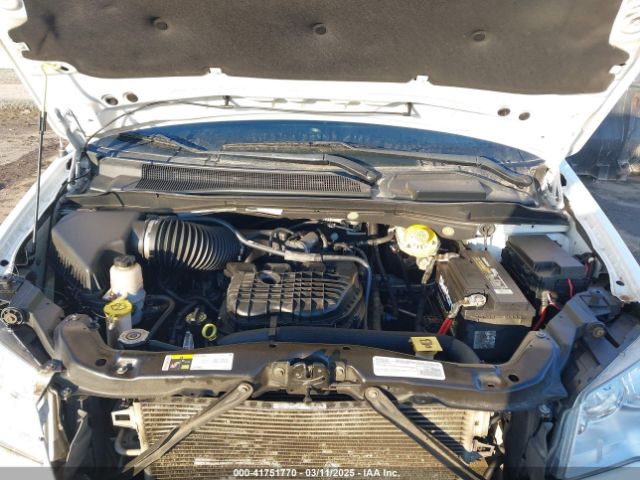 2C4RDGBG4GR152572 Dodge Grand Caravan Se